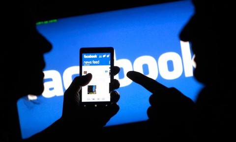 Đả kích chế độ trên Facebook, thợ cơ khí lãnh 4 năm rưỡi tù giam - Ảnh 1. Đả kích chế độ trên Facebook, thợ cơ khí lãnh 4 năm rưỡi tù giam - Ảnh 1.