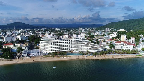 Khai trương khách sạn hình con tàu Seashells Phú Quốc Hotel & Spa - Ảnh 1. Khai trương khách sạn hình con tàu Seashells Phú Quốc Hotel & Spa - Ảnh 1.