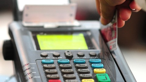 Bán tài khoản ngân hàng và chiếc bẫy không ngờ - Ảnh 4. Bán tài khoản ngân hàng và chiếc bẫy không ngờ - Ảnh 4.