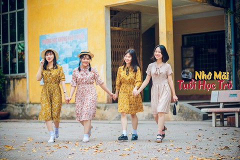 Kỷ yếu tái hiện 100 năm thời trang của nữ nhi quốc chuyên văn - Ảnh 14. Kỷ yếu tái hiện 100 năm thời trang của nữ nhi quốc chuyên văn - Ảnh 14.