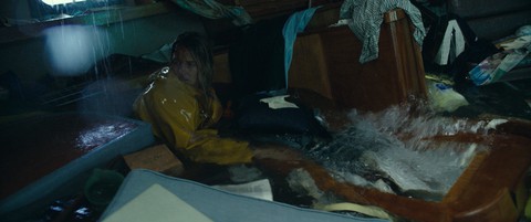 Adrift - Hành trình sinh tử của đôi tình nhân trên biển cả - Ảnh 14. Adrift - Hành trình sinh tử của đôi tình nhân trên biển cả - Ảnh 14.