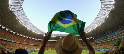 Đến Hollywood cũng vẫn phải né World Cup - Ảnh 3. Đến Hollywood cũng vẫn phải né World Cup - Ảnh 3.