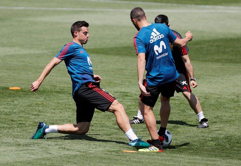 World Cup rồi về đâu? - Ảnh 1. World Cup rồi về đâu? - Ảnh 1.