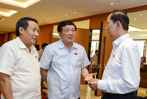 Đặc xá số lượng lớn cho thấy pháp luật thiếu nghiêm minh - Ảnh 3. Đặc xá số lượng lớn cho thấy pháp luật thiếu nghiêm minh - Ảnh 3.