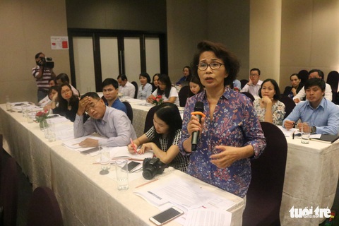 Sữa đóng hộp, bánh quy... cũng phải mở hộp kiểm dịch động vật - Ảnh 1. Sữa đóng hộp, bánh quy... cũng phải mở hộp kiểm dịch động vật - Ảnh 1.