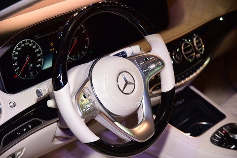 Mercedes-Benz ra mắt S-Class mới tại Việt Nam, đã có 100 lượt mua - Ảnh 2. Mercedes-Benz ra mắt S-Class mới tại Việt Nam, đã có 100 lượt mua - Ảnh 2.