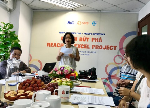 Mở rộng dịch vụ tài chính cho phụ nữ dân tộc thiểu số - Ảnh 1. Mở rộng dịch vụ tài chính cho phụ nữ dân tộc thiểu số - Ảnh 1.