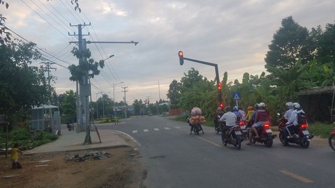 Trà Vinh - thành phố nhỏ hiếm người vượt đèn đỏ - Ảnh 5. Trà Vinh - thành phố nhỏ hiếm người vượt đèn đỏ - Ảnh 5.