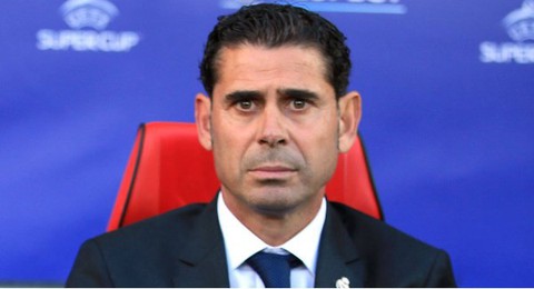 Huyền thoại Real Madrid Hierro tạm quyền ở tuyển Tây Ban Nha - Ảnh 1. Huyền thoại Real Madrid Hierro tạm quyền ở tuyển Tây Ban Nha - Ảnh 1.