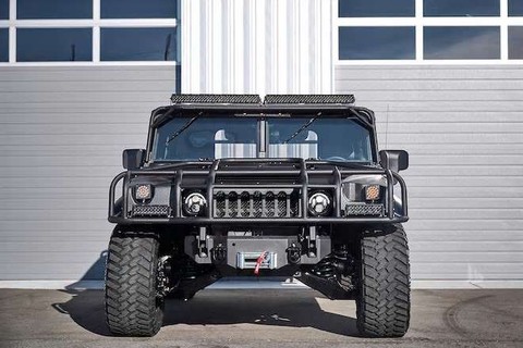 Xuất hiện bản độ đắt tiền của Hummer - Launch Edition H1 - Ảnh 5. Xuất hiện bản độ đắt tiền của Hummer - Launch Edition H1 - Ảnh 5.