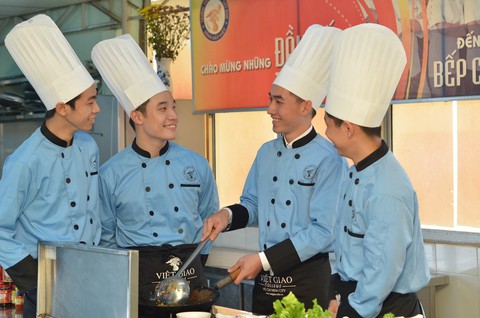 Trung cấp Việt Giao tuyển sinh ngành có nhu cầu nhân lực cao - Ảnh 2. Trung cấp Việt Giao tuyển sinh ngành có nhu cầu nhân lực cao - Ảnh 2.