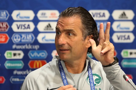 HLV Pizzi: Saudi Arabia sẽ gây bất ngờ ở trận khai mạc World Cup - Ảnh 1. HLV Pizzi: Saudi Arabia sẽ gây bất ngờ ở trận khai mạc World Cup - Ảnh 1.
