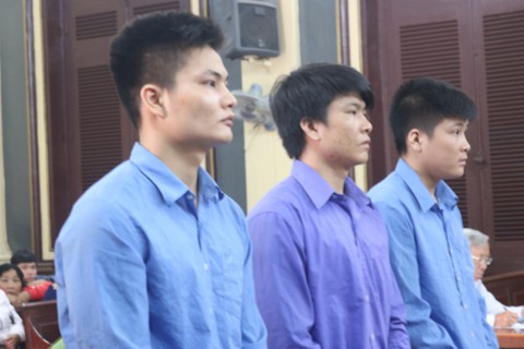 Giết bạn nhậu, ba thanh niên lãnh án tù - Ảnh 1. Giết bạn nhậu, ba thanh niên lãnh án tù - Ảnh 1.