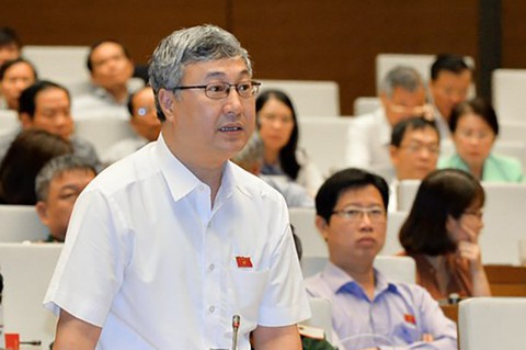 Đại biểu tranh luận thời bình mà phong nhiều tướng tá thế? - Ảnh 2. Đại biểu tranh luận thời bình mà phong nhiều tướng tá thế? - Ảnh 2.