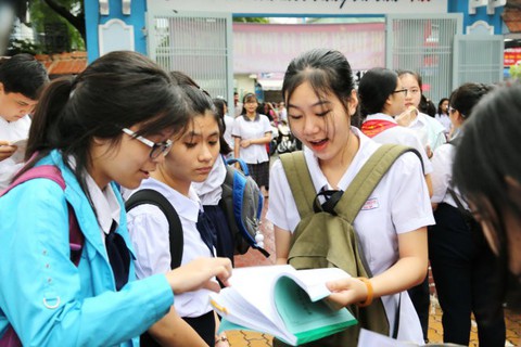 Không học trường chuyên có được chuyển qua trường thường? - Ảnh 1. Không học trường chuyên có được chuyển qua trường thường? - Ảnh 1.