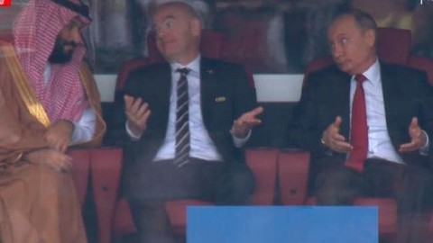 Ông Putin gọi điện cảm ơn HLV Cherchesov vì Nga thắng Saudi Arabia 5-0 - Ảnh 1. Ông Putin gọi điện cảm ơn HLV Cherchesov vì Nga thắng Saudi Arabia 5-0 - Ảnh 1.