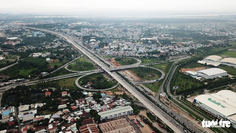 Metro Bến Thành Suối Tiên chậm rồi lại chậm - Ảnh 13. Metro Bến Thành Suối Tiên chậm rồi lại chậm - Ảnh 13.