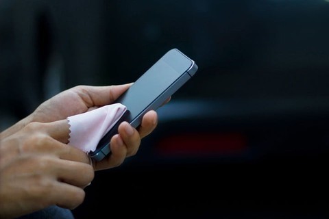 Cách vệ sinh thiết bị công nghệ an toàn nhất - Ảnh 1. Cách vệ sinh thiết bị công nghệ an toàn nhất - Ảnh 1.