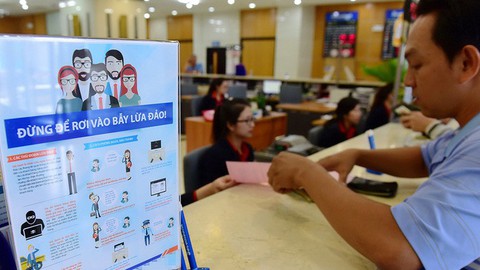 Đăng ký internet banking phải dùng số điện thoại chính chủ - Ảnh 1. Đăng ký internet banking phải dùng số điện thoại chính chủ - Ảnh 1.