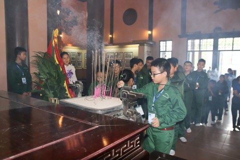 200 chiến sĩ nhí Thanh Hóa bước vào Học kỳ quân đội - Ảnh 2. 200 chiến sĩ nhí Thanh Hóa bước vào Học kỳ quân đội - Ảnh 2.