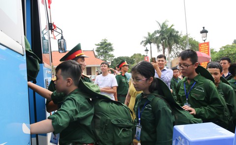 200 chiến sĩ nhí Thanh Hóa bước vào Học kỳ quân đội - Ảnh 3. 200 chiến sĩ nhí Thanh Hóa bước vào Học kỳ quân đội - Ảnh 3.