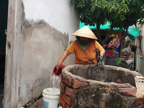 Dân thiếu nước sạch vì chờ ý kiến của... Tổng cục đường bộ - Ảnh 2. Dân thiếu nước sạch vì chờ ý kiến của... Tổng cục đường bộ - Ảnh 2.