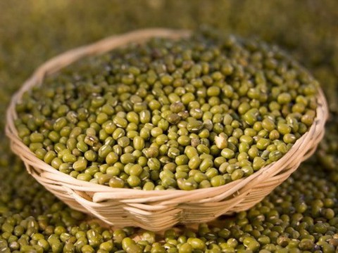 Ba đối tượng không nên uống nước đậu xanh để giải nhiệt mùa hè - Ảnh 1. Ba đối tượng không nên uống nước đậu xanh để giải nhiệt mùa hè - Ảnh 1.