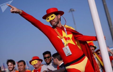 World Cup 2018: Cổ động viên chịu chơi hoành tráng - Ảnh 12. World Cup 2018: Cổ động viên chịu chơi hoành tráng - Ảnh 12.