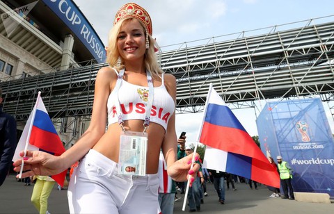 World Cup 2018: Cổ động viên chịu chơi hoành tráng - Ảnh 15. World Cup 2018: Cổ động viên chịu chơi hoành tráng - Ảnh 15.