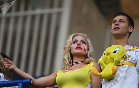 World Cup 2018: Cổ động viên chịu chơi hoành tráng - Ảnh 10. World Cup 2018: Cổ động viên chịu chơi hoành tráng - Ảnh 10.