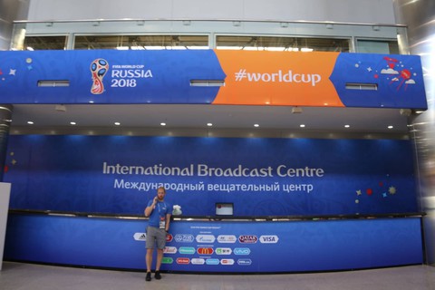 Cùng Tuổi Trẻ Online nghe FIFA giải đáp tất tần tật về VAR - Ảnh 2. Cùng Tuổi Trẻ Online nghe FIFA giải đáp tất tần tật về VAR - Ảnh 2.