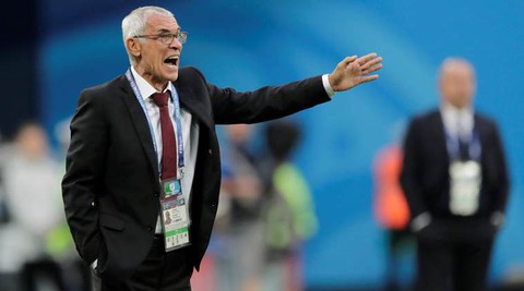 Sau 2 trận thua, Ai Cập quyết chia tay HLV Hector Cuper - Ảnh 1. Sau 2 trận thua, Ai Cập quyết chia tay HLV Hector Cuper - Ảnh 1.