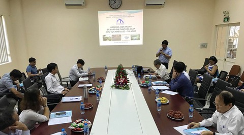 Mỗi hộ dân thiệt hại gần 13 triệu mỗi năm do ngập nước - Ảnh 2. Mỗi hộ dân thiệt hại gần 13 triệu mỗi năm do ngập nước - Ảnh 2.