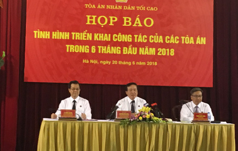 Không phát hiện tiêu cực trong xét xử vụ dâm ô của ông Nguyễn Khắc Thuỷ - Ảnh 1. Không phát hiện tiêu cực trong xét xử vụ dâm ô của ông Nguyễn Khắc Thuỷ - Ảnh 1.