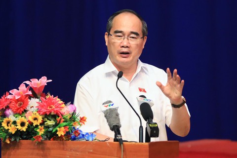Bí thư Nguyễn Thiện Nhân: Thành phố không gạt bà con Thủ Thiêm - Ảnh 1. Bí thư Nguyễn Thiện Nhân: Thành phố không gạt bà con Thủ Thiêm - Ảnh 1.