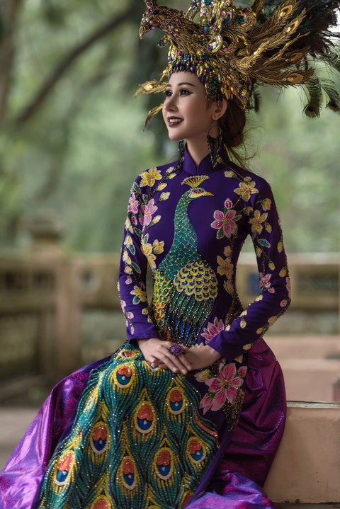 Chi Nguyễn mặc trang phục truyền thống 20 ký tại Miss Asia World 2018 - Ảnh 1. Chi Nguyễn mặc trang phục truyền thống 20 ký tại Miss Asia World 2018 - Ảnh 1.