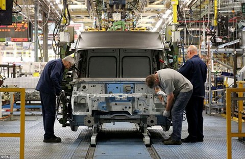 Canada nguy cơ thiệt hại 4% tăng trưởng GDP nếu Mỹ áp thuế ôtô - Ảnh 1. Canada nguy cơ thiệt hại 4% tăng trưởng GDP nếu Mỹ áp thuế ôtô - Ảnh 1.
