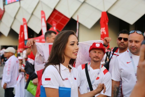 Quá xinh đẹp, nhiều nữ phóng viên khó tác nghiệp ở World Cup 2018 - Ảnh 6. Quá xinh đẹp, nhiều nữ phóng viên khó tác nghiệp ở World Cup 2018 - Ảnh 6.