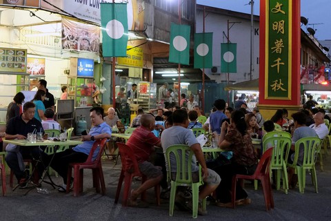 Malaysia cấm thuê đầu bếp nước ngoài - Ảnh 1. Malaysia cấm thuê đầu bếp nước ngoài - Ảnh 1.