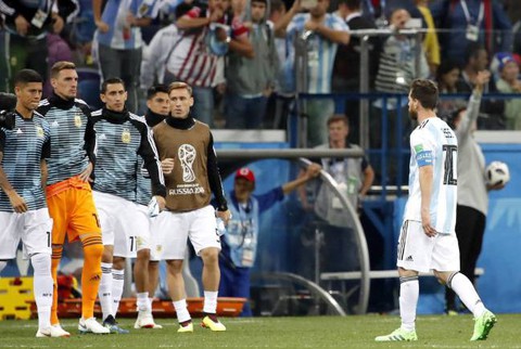 Messi ‘trảm’ huấn luyện viên trưởng Argentina? - Ảnh 2. Messi ‘trảm’ huấn luyện viên trưởng Argentina? - Ảnh 2.