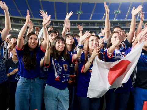 Nhật báo động vì quá nhiều người xem World Cup đi tiểu cùng lúc - Ảnh 2. Nhật báo động vì quá nhiều người xem World Cup đi tiểu cùng lúc - Ảnh 2.