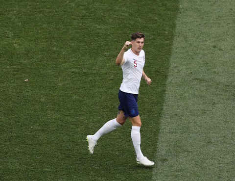John Stones - hậu vệ đẹp trai, mắt nai mang trái tim sư tử - Ảnh 6. John Stones - hậu vệ đẹp trai, mắt nai mang trái tim sư tử - Ảnh 6.