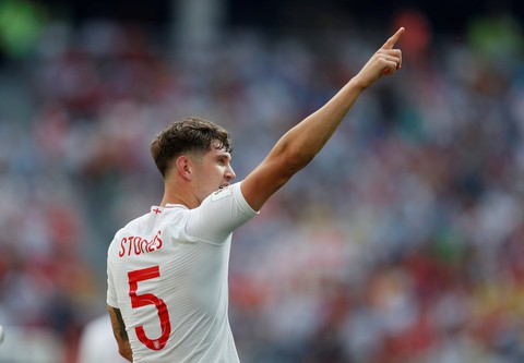 John Stones - hậu vệ đẹp trai, mắt nai mang trái tim sư tử - Ảnh 2. John Stones - hậu vệ đẹp trai, mắt nai mang trái tim sư tử - Ảnh 2.