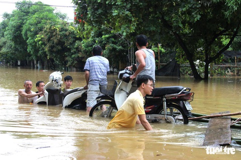 Hà Giang bị mưa lũ chia cắt, 2 người thiệt mạng - Ảnh 2. Hà Giang bị mưa lũ chia cắt, 2 người thiệt mạng - Ảnh 2.