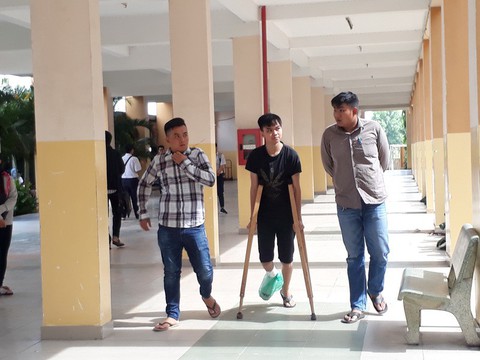 Quên chứng minh nhân dân, nhiều thí sinh phải làm giấy cam đoan - Ảnh 18. Quên chứng minh nhân dân, nhiều thí sinh phải làm giấy cam đoan - Ảnh 18.