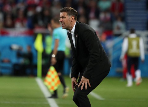 Vừa chỉ trích FIFA, HLV đội Serbia bị điều tra - Ảnh 1. Vừa chỉ trích FIFA, HLV đội Serbia bị điều tra - Ảnh 1.