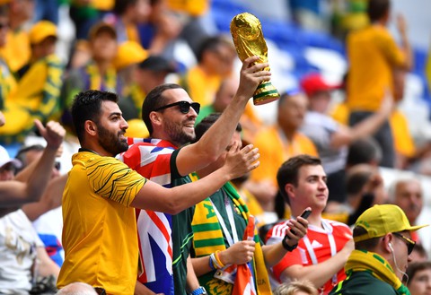 Khán đài World Cup: Sàn diễn thời trang lớn nhất thế giới - Ảnh 15. Khán đài World Cup: Sàn diễn thời trang lớn nhất thế giới - Ảnh 15.