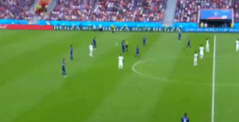 Trọng tài Gianluca Rocchi sai luật nghiêm trọng tại World Cup 2018 - Ảnh 2. Trọng tài Gianluca Rocchi sai luật nghiêm trọng tại World Cup 2018 - Ảnh 2.