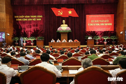 Điều chuyển cán bộ quản lý có nhiều dư luận, dấu hiệu tham nhũng - Ảnh 3. Điều chuyển cán bộ quản lý có nhiều dư luận, dấu hiệu tham nhũng - Ảnh 3.