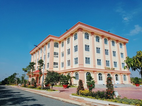Đại học Nam Cần Thơ: Khẳng định thương hiệu bằng tín nhiệm xã hội - Ảnh 3. Đại học Nam Cần Thơ: Khẳng định thương hiệu bằng tín nhiệm xã hội - Ảnh 3.
